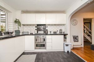 Photo 11- click for photo gallery